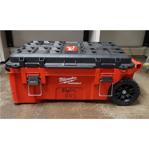 Milwaukee Packout Rolling Tool Chest 34" x 22" x 16"H