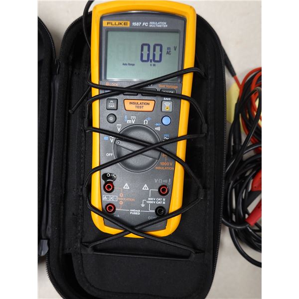 Fluke 1587 FC Insulation Multimeter in Case