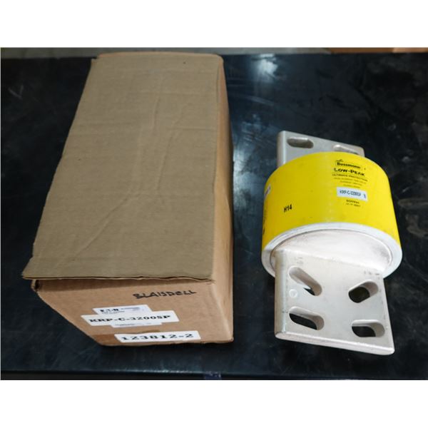 Eaton Bussmann KRP-C-3200SP Low-Peak Class L Fuse in Box Retail $10,800