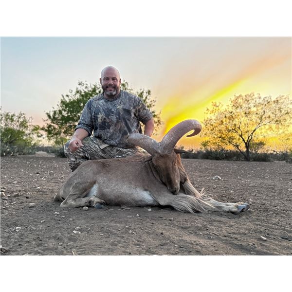 4-Day, 3-Night Trifecta Hunt for 1 Hunter & 1 Non-Hunter