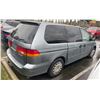 Image 3 : 2002 HONDA ODYSSEY, 4DRSW, GREY, VIN 2HKRL18522H006621,