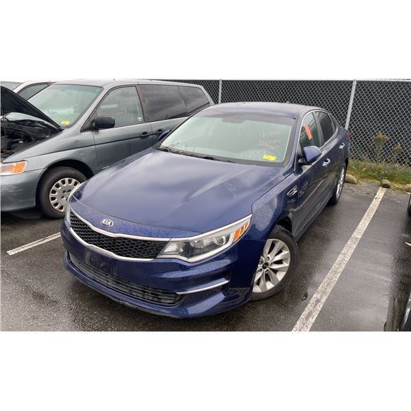 2018 KIA OPTIMA, 4DRSD, BLUE, VIN 5XXGT4L30JG181555,