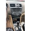 Image 7 : 2004 HONDA ACCORD, 4DRSD, GREY, VIN 1HGCM56674A800435,