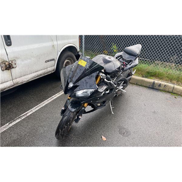 2007 YAMAHA MOTORCYCLE, BLACK, VIN JYARJ12N27A002108,