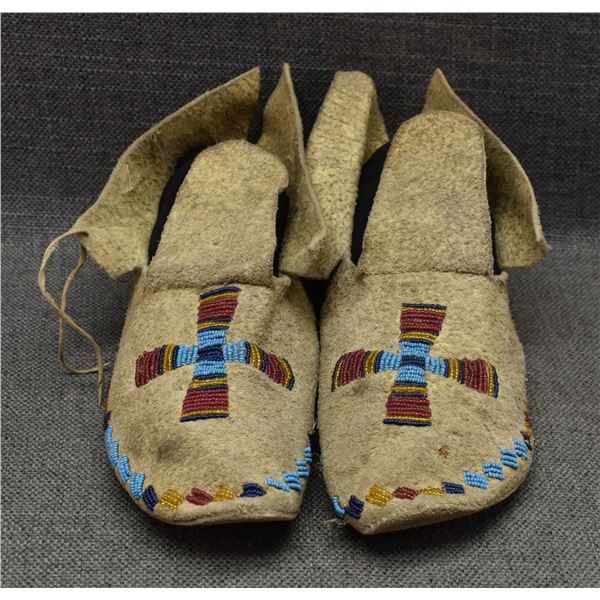 PLAINS MOCCASINS