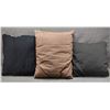 Image 2 : THREE NAVAJO PILLOWS