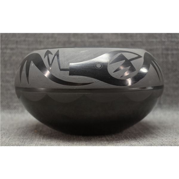 SAN ILDEFONSO POTTERY BOWL (BARBARA GONZALES)