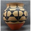 Image 2 : SANTO DOMINGO  POTTERY VASE ( ROBERT AGUILAR)