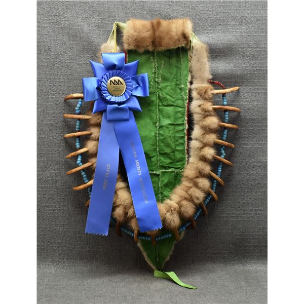 PRAIRIE OTTER SKIN FAUX BEAR CLAW NECKLACE
