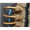 Image 7 : PRAIRIE OTTER SKIN FAUX BEAR CLAW NECKLACE