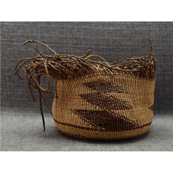 KLAMATH BASKET