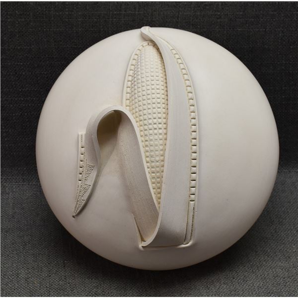 ACOMA  POTTERY SEED JAR ( WAYNE GARCIA)