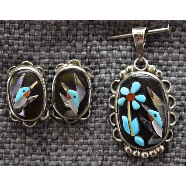 ZUNI PENDANT AND EARRINGS (SIGNED)
