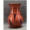 Image 1 : MARICOPA POTTERY VASE (BARBARA JOHNSON)