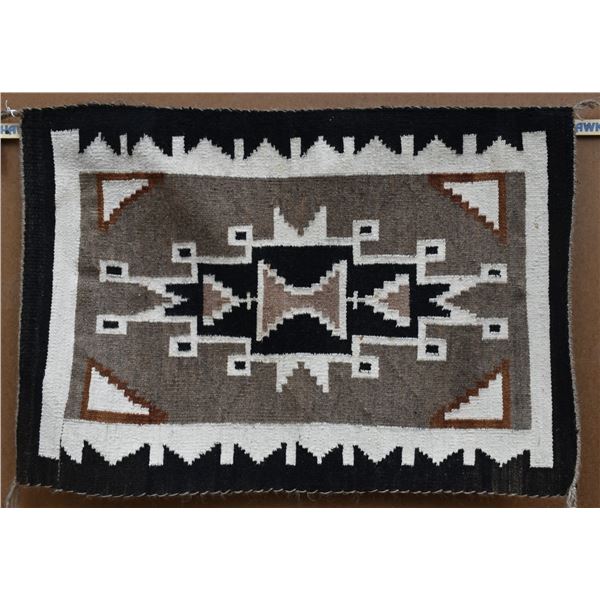 NAVAJO TEXTILE