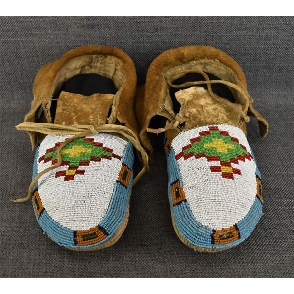 PLAINS MOCCASINS