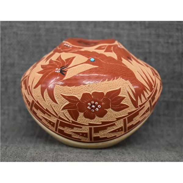 JEMEZ POTTERY VASE (HELEN TAFOYA HENDERSON)
