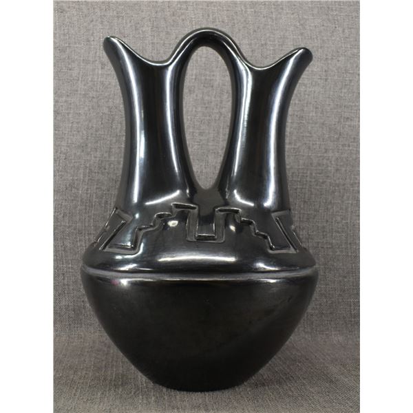 SANTA CLARA POTTERY WEDDING VASE (MARGARET TAFOYA )