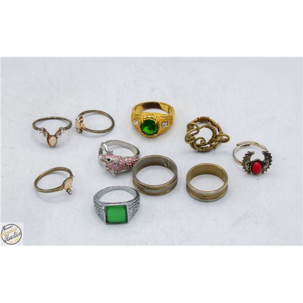 LOT ASSORTED VINTAGE ESTATE RINGS