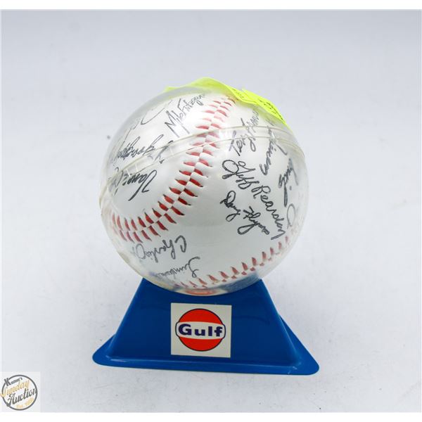 1980S TEAM SIGNED MONTREAL EXPOS BASEBALL