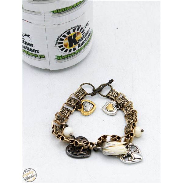 VINTAGE CHARM BRACELET WITH MANY CHARMS