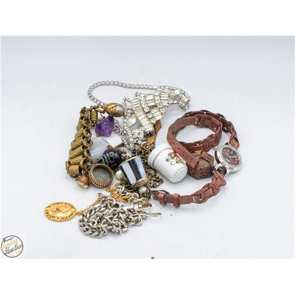 LOT ASSORTED VINTAGE ESTATE JEWELRY