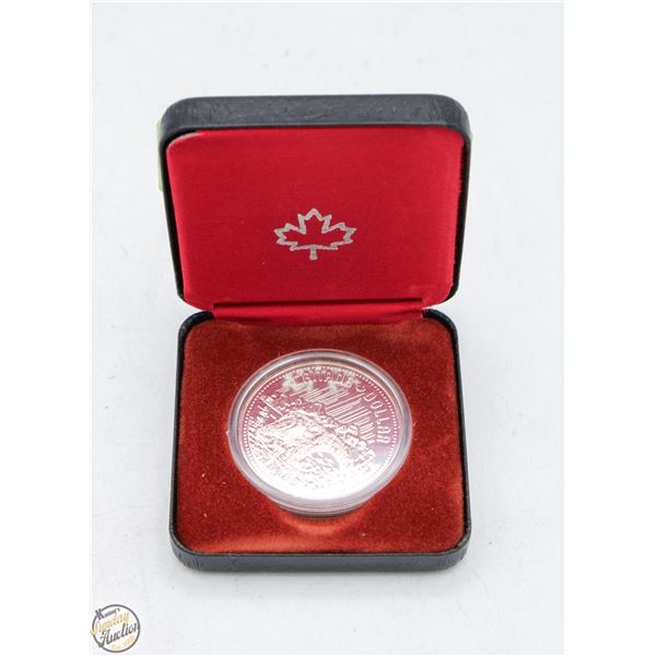 1980 SILVER CANADA DOLLAR COIN W CASE