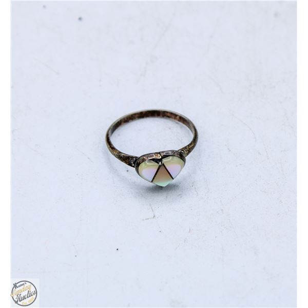 ANTIQUE SILVER HEART SHAPED RING
