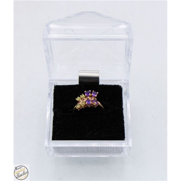 10K GOLD RING W MULTIPLE STONES