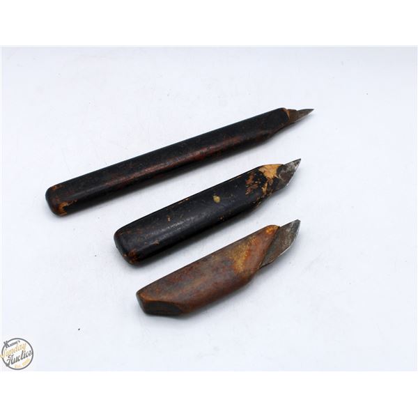 THEEE ANTIQUE WOOD UTILITY KNIVES