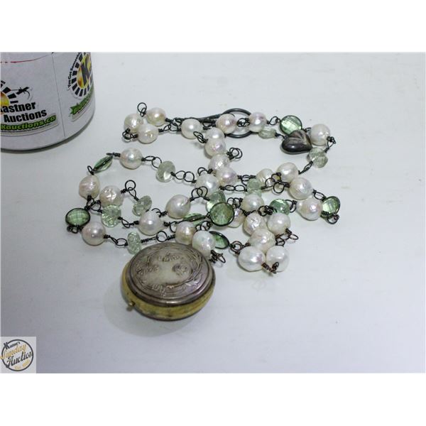 VINTAGE BEADED NECKLACE WITH LARGE PENDANT