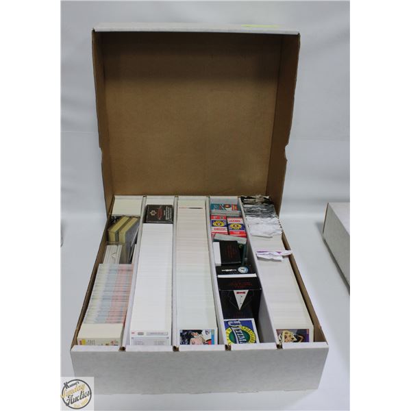 APPROX 5000 VTG HOCKEY CARDS & MORE