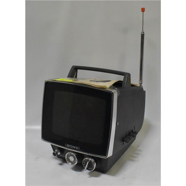 VINTAGE SONY SOLID STATE PORTABLE TV+MANUAL;TV-740