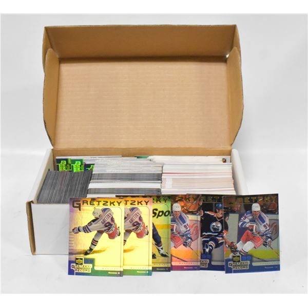 BOX OF OLD HOCKEY CARDS GRETZKY & MORE