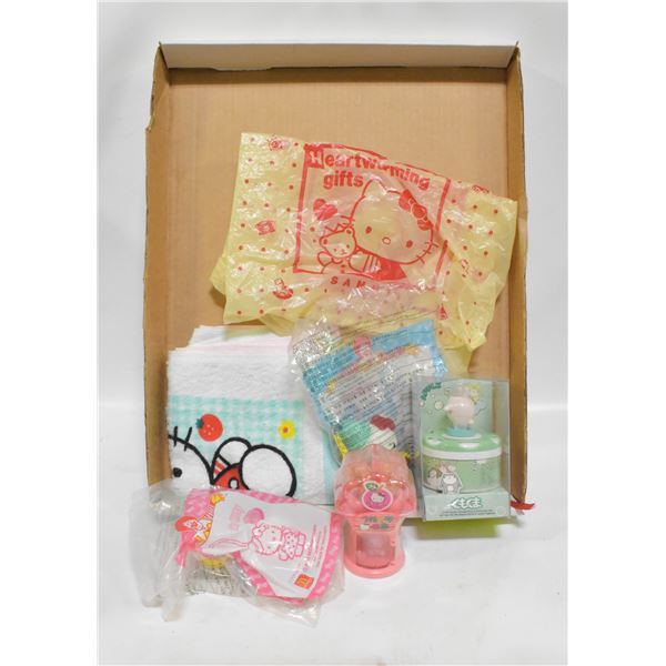 LOT OF VINTAGE HELLO KITTY ITEMS