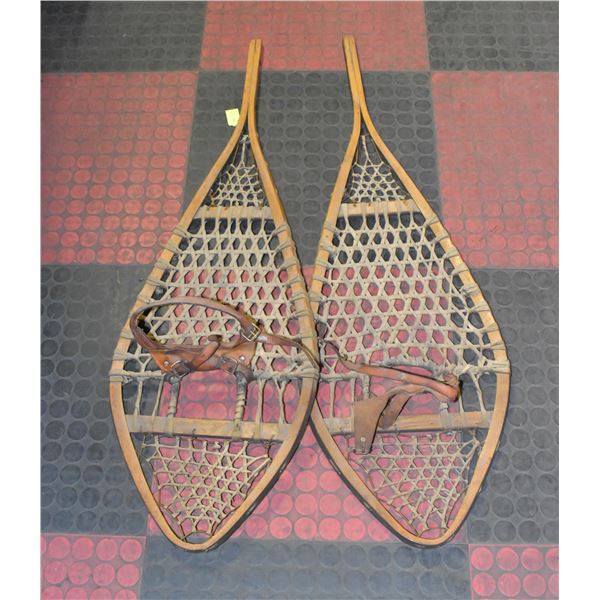 ANTIQUE SNOWSHOES