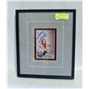 Image 1 : AUTOGRAPHED AVRIL LAVIGNE PICTURE FRAMED