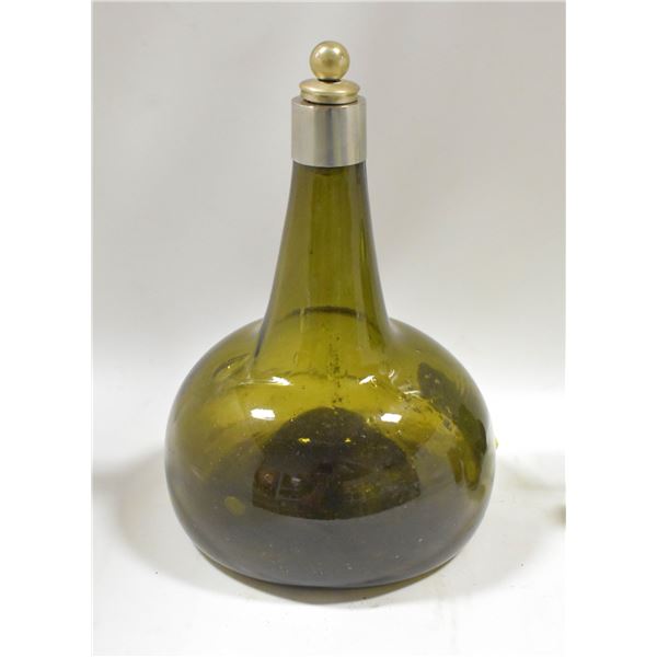 ANTIQUE ONION SHAPE WINE BOTTLE WITH LID