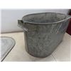 Image 5 : Galvanized Wash Basin with Lid