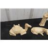 Image 5 : Vintage Nativity Figures.