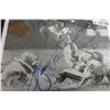 Image 2 : Walter Payton (34) Chicago Bears Running Back Autograph Photo 8x10.