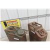 Image 4 : 2 Metal Gas Cans