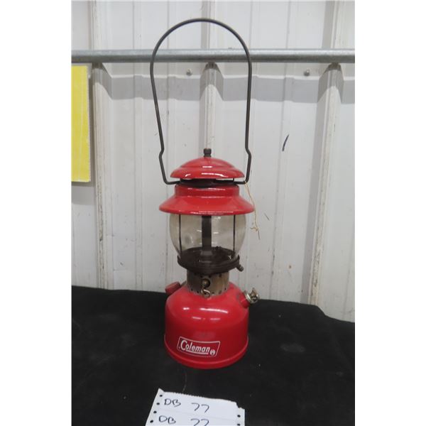 Coleman Red Lantern - Model 200