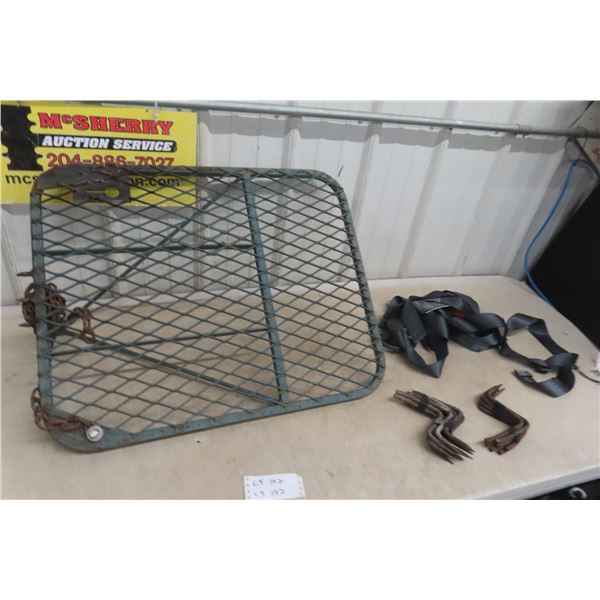 Tree Stand, 17 Climbing Pegs, Safety Harness