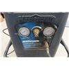 Image 2 : Mastercraft 2 HP 5 Gal Portable Air Compressor