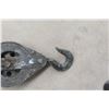 Image 4 : Heavy Duty Pulley and Hook