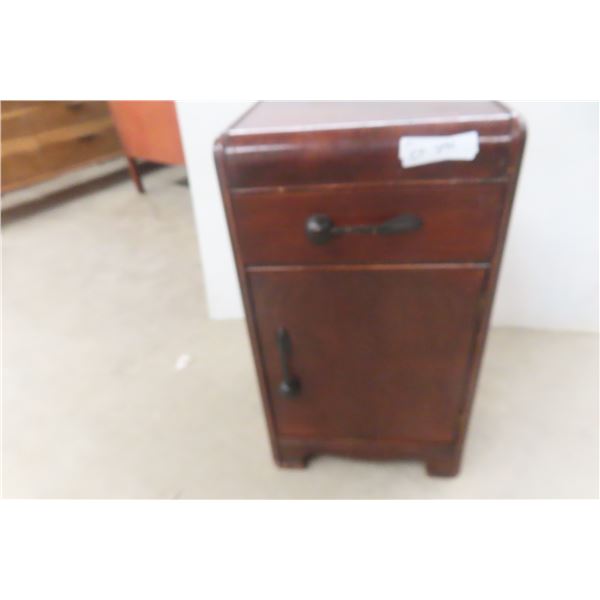 Night Stand 28" x 16" x 14"