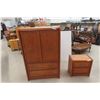 Image 1 : Oak Dresser 56" x 36" x 18" / Night Stand 23" x 22" x 13"