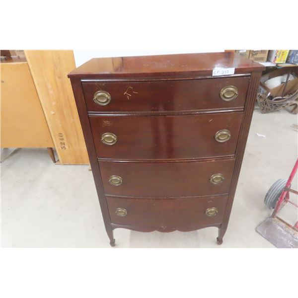 Dresser 4 Drawers 47" x 32" x 18 1/2"