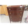 Image 1 : Dresser 4 Drawers 47" x 32" x 18 1/2"
